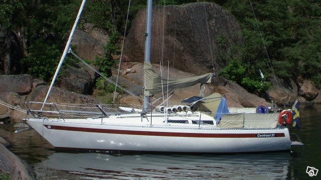 contrast 33 yacht